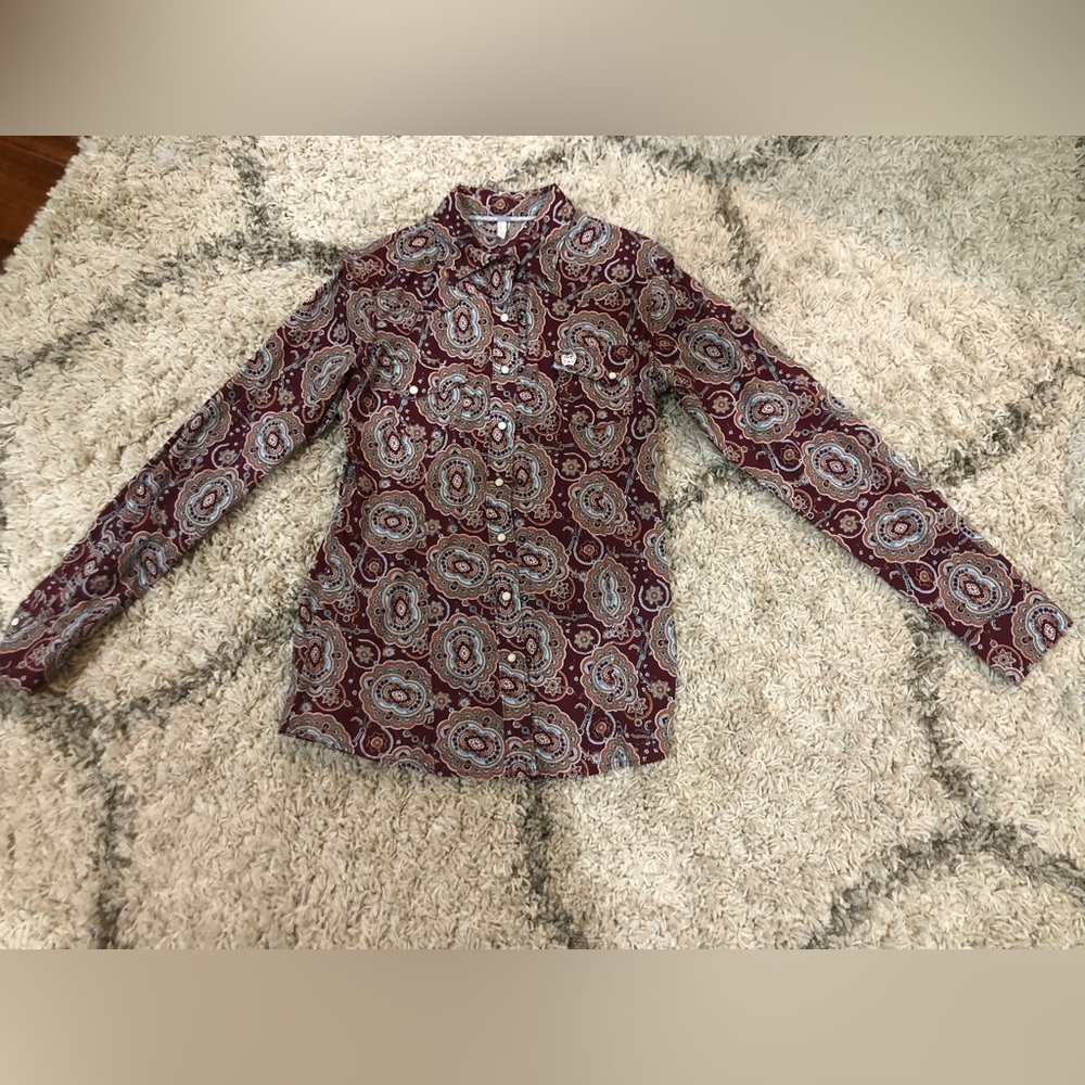 Cinch button up. Women’s Small